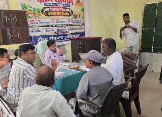 महराजगंज में सेवा संकल्प अभियान में उमड़े ग्रामीण:सिंदुरिया और पनेवा-पनेई में अधिकारियों ने दी सरकारी योजनाओं की जानकारी