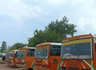 एक बस में 7 यात्री मिले बिना टिकट:बस्ती में आउटसोर्स परिचालक की नौकरी गई, बार-बार बिना यात्रा कराने पर कार्रवाई