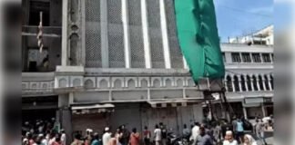 शाही-मस्जिद का हिस्सा हटाने को लेकर बवाल, प्रदर्शन के बीच पथराव