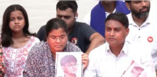 आईआईटी बॉम्बे छात्र साहिल वाकोडे मौत मामले में परिजनों ने की भूख हड़ताल