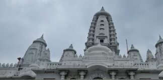 मंदिर बन चुका था… फिर भी कहा गया- ‘काम रुकना नहीं चाहिए’, कानपुर के जेके कृष्ण धाम की रोचक कहानी News Desk