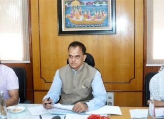 विद्यार्थियों की सुरक्षा सर्वोच्च प्राथमिकता, विद्यालयों में सुरक्षित भवन, स्वच्छ शौचालय और पेयजल की समुचित व्यवस्था सुनिश्चित करें- मुख्य सचिव News Desk