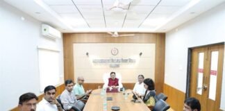 पूरे क्षेत्र को स्वास्थ्य सेवाओं से कवर करें, शत-प्रतिशत टीकाकरण एवं गर्भवती महिलाओं का समय पर पंजीयन एवं एएनसी जांच सुनिश्चित हो: उप मुख्यमंत्री शुक्ल News Desk
