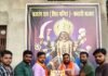 सामाजिक और धार्मिक कार्यों में योगदान पर सम्मान समारोह:निचलौल में हिंदू परिषद ने तीन युवाओं को प्रशस्ति पत्र देकर किया नागरिक अभिनंदन