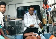 श्रावस्ती में पिकअप की टक्कर से दो बाइक सवार घायल:सिरसिया जंगल में हुआ हादसा, एक बहराइच रेफर, दूसरे का इलाज जारी