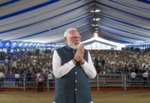 51 हजार युवाओं के हाथों में पहुंचा नियुक्ति पत्र, PM मोदी बोले- युवाओं से बनेगा विकसित भारत