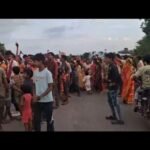 कजरी तीज पर कांवड़ यात्रा की धूम:जमुनहा में आज रात 12 बजे से जलाभिषेक शुरू होगा, बाजारों में रौनक बढ़ी कजरी तीज पर कांवड़ यात्रा की धूम:जमुनहा में आज रात 12 बजे से जलाभिषेक शुरू होगा, बाजारों में रौनक बढ़ी
