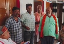 श्रावस्ती में बिजली संकट के बीच थाने पहुंचे विधायक:अफसरों को दिए सख्त निर्देश, मरम्मत कार्य जारी