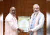 प्रधानमंत्री मोदी से राज्यमंत्री हंसराज विश्वकर्मा ने की शिष्टाचार भेंट