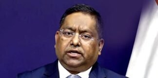 LAC पर चीन से बातचीत जारी, एफिल टावर विवाद पर विदेश मंत्रालय ने साफ किया रुख News Desk