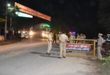 अलीगढ़ में एसएसपी का औचक निरीक्षण, रात्रि गश्त से गायब मिले पुलिसकर्मी; थाना प्रभारी निलंबित