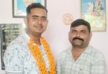 अधिकारियों की अनदेखी: स्थानीय निवासियों द्वारा कई बार सूचित करने के बावजूद नहीं कराया गया सफाई*