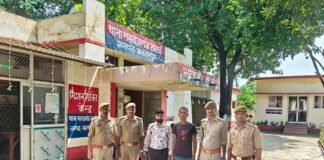 थाना म0 तराई पुलिस टीम द्वारा वांछित/वारण्टी गिरफ्तारी अभियान के तहत 02 नफर वारण्टियों को किया गया गिरफ्तार*