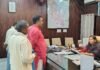 जनता दर्शन में जिलाधिकारी ने सुनी जनसामान्य की समस्याएं*