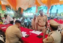 जनपद के समस्त थानों पर थाना समाधान दिवस का आयोजन, अधिकारियों ने सुनी फरियादियों की समस्याएं*
