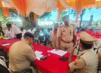 जनपद के समस्त थानों पर थाना समाधान दिवस का आयोजन, अधिकारियों ने सुनी फरियादियों की समस्याएं*