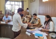 जिलाधिकारी एवं पुलिस अधीक्षक की अध्यक्षता में तहसील इकौना में सम्पूर्ण समाधान दिवस का हुआ आयोजन*