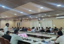 जिलाधिकारी की अध्यक्षता में जिला स्वास्थ्य समिति की बैठक सम्पन्न