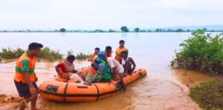 अजगैवीनाथ धाम में मातम, बाढ़ के पानी में नहाने गईं 6 बच्चियां डूबीं