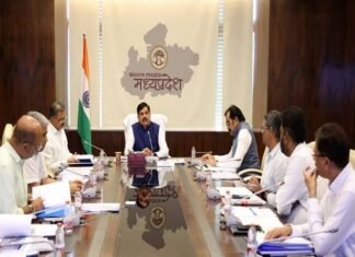 जन-मन सभागार का काम GIS से पहले पूरा करने के निर्देश, CM यादव ने की समीक्षा