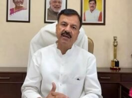 बच्चों की मौत मामले में सरकार का एक्शन, मंत्री उदय प्रताप सिंह ने कहा- मरीजों को मिल रहा बेहतर इलाज News Desk