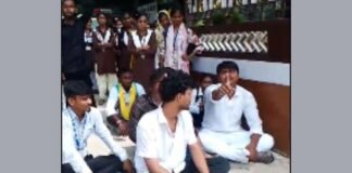 ‘रिजल्ट खराब कर दूंगा, करियर नहीं बचने दूंगा…’, मिर्जापुर में प्राचार्य पर छात्रों ने लगाए गंभीर आरोप