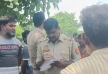 UP: बहराइच में तालाब किनारे मिला 55 वर्षीय शख्स का शव, इलाके में फैली सनसनी