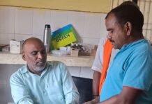 जमुनहा पीएचसी में मरीजों की भीड़ बढ़ी:बारिश और जलभराव से लोग परेशान, ओपीडी में रोज आ रहे 80-90 मरीज
