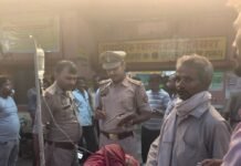 मुजुरी-पनियरा मार्ग पर तीन बाइक की टक्कर:कुआचांप पेट्रोल पंप के पास 4 लोग घायल, गंभीर हालत में रेफर