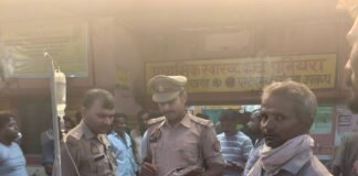 मुजुरी-पनियरा मार्ग पर तीन बाइक की टक्कर:कुआचांप पेट्रोल पंप के पास 4 लोग घायल, गंभीर हालत में रेफर