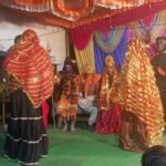 अकारा में जन्माष्टमी पर भोलेनाथ की झांकी:ग्रामीणों का मन मोहा, जयकारों से गूंजा पंडाल