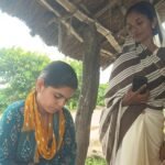 मल्हीपुर में महिलाओं के टीकाकरण के लिए जागरूकता अभियान:स्वास्थ्य टीम ने सर्रा गांव में पहुंचकर दी स्वास्थ्य संबंधी अहम जानकारी मल्हीपुर में महिलाओं के टीकाकरण के लिए जागरूकता अभियान:स्वास्थ्य टीम ने सर्रा गांव में पहुंचकर दी स्वास्थ्य संबंधी अहम जानकारी
