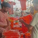 बीरगंज में कजरी तीज पर बाजार सजा:माधवपुर घाट से जल लेकर भभूतीनाथ और जंगलीनाथ मंदिर में करेंगे जलाभिषेक बीरगंज में कजरी तीज पर बाजार सजा:माधवपुर घाट से जल लेकर भभूतीनाथ और जंगलीनाथ मंदिर में करेंगे जलाभिषेक