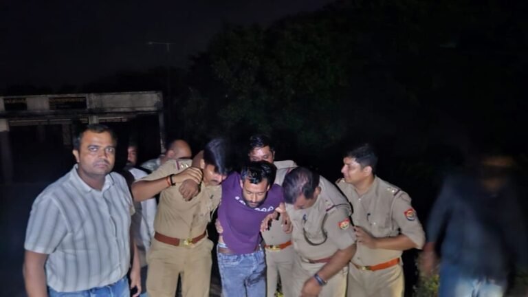 Gonda में पुलिस मुठभेड़ में गोतस्कर के पैर में लगी गोली, दो साथी गिरफ्तार