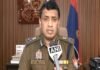 प्रयागराज में जुआ अड्डे पर पुलिस कमिश्नर की दबिश, कार्रवाई से पहले भागे जुआरी