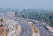 20 बड़े शहरों को जोड़ेगा रायपुर एक्सप्रेसवे, दिल्ली-विशाखापट्टनम यात्रा होगी आसान News Desk