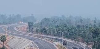 20 बड़े शहरों को जोड़ेगा रायपुर एक्सप्रेसवे, दिल्ली-विशाखापट्टनम यात्रा होगी आसान News Desk