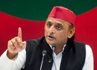 यूपी में बंद 26 हजार प्राइमरी स्कूल फिर खुलेंगे, अखिलेश यादव का बड़ा ऐलान News Desk