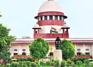 ग्रेटर नोएडा में छात्र को नोटिस का मामला पहुंचा सुप्रीम कोर्ट, मजिस्ट्रेट से मांगा जवाब News Desk