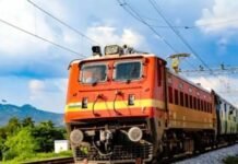 बुकिंग क्लर्क और टिकट दलाल के बीच कनेक्शन? भिलाई में RPF की जांच से मचा हड़कंप News Desk