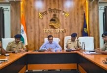 खंडवा में विसर्जन चल समारोह पर पुलिस की पैनी नजर, बॉडी वॉर्न कैमरे से होगी रिकॉर्डिंग
