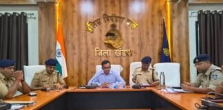 खंडवा में विसर्जन चल समारोह पर पुलिस की पैनी नजर, बॉडी वॉर्न कैमरे से होगी रिकॉर्डिंग