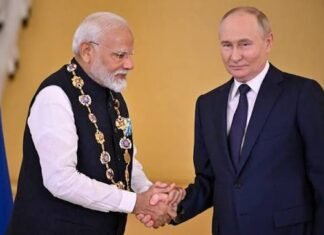 मोदी से मिले चीन-रूस के राष्ट्रपति, शहबाज रहे अलग-थलग; आखिर पुतिन का हाथ क्यों थामा? News Desk