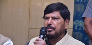 आरक्षण खत्म करने की बहस के बीच आठवले का बयान, बोले- भेदभाव मिटे तो जरूरत नहीं News Desk