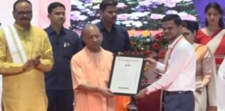 नकल माफिया पर कार्रवाई को लेकर योगी का बड़ा बयान, पूर्व डीजीपी की नियुक्ति का किया जिक्र