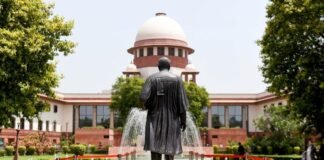 सुप्रीम कोर्ट की दो टूक- लॉ स्टूडेंट्स पर अनुशासनात्मक कार्रवाई का हक विश्वविद्यालय को News Desk