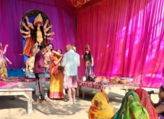 बस्ती में पुलिस की सख्ती से शराब माफियाओं में दहशत:नशा कारोबारियों में मायूसी, दशहरा-दुर्गा पूजा पर मीट-मुर्गा दुकानें बंद बस्ती में पुलिस की सख्ती से शराब माफियाओं में दहशत:नशा कारोबारियों में मायूसी, दशहरा-दुर्गा पूजा पर मीट-मुर्गा दुकानें बंद