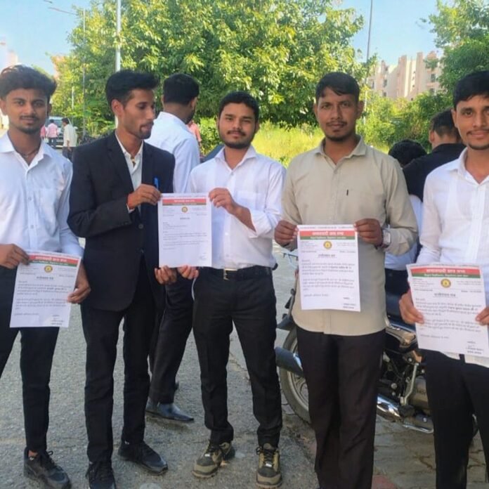 सिद्धार्थ विश्वविद्यालय में समाजवादी छात्र सभा की नई कार्यकारिणी बनी:शुभम साहू उपाध्यक्ष, मोहम्मद फहीम और इंद्र कुमार यादव सदस्य बनाए गए