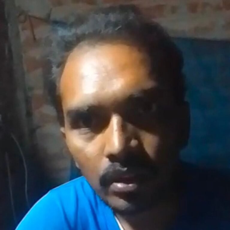 मोबाइल लौटाने गए ऑटो चालक से रुपए लेने का आरोप:श्यामदेउरवा थाने के सिपाही पर एक हजार रुपए लेने का आरोप, वीडियो सामने आया