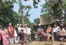 सांसद ने एक दिवसीय खेलकूद समारोह का किया शुभारंभ:रिसिया में कहा- बच्चे मन लगाकर खेलें, परिवार-देश का नाम रोशन करें